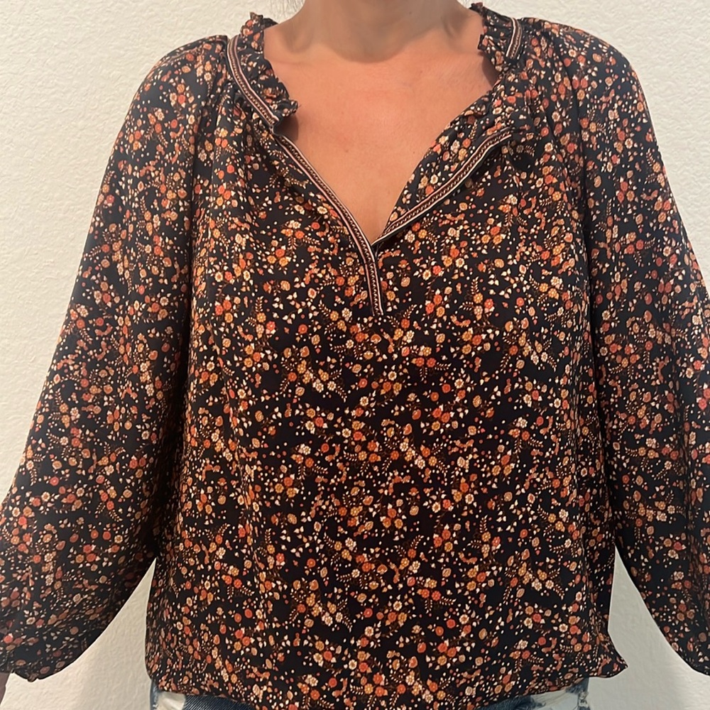 Max Studio floral peasant blouse